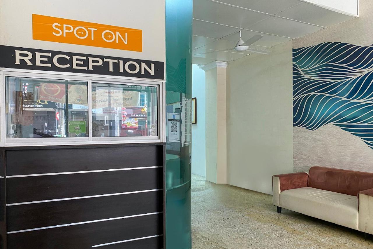 Spot On 89673 Good Friend Hotel George Town Exterior photo